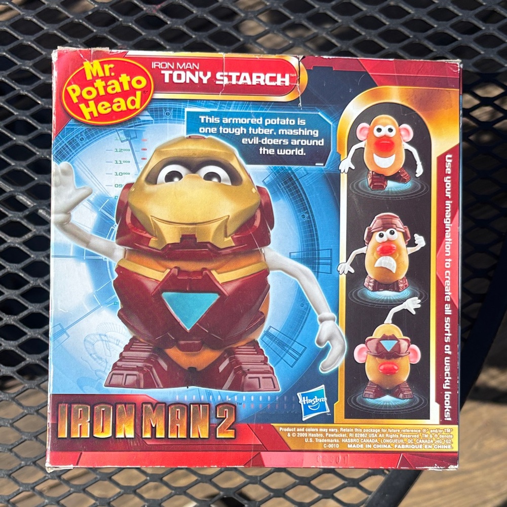 Hasbro Mr. Potato Head Tony Starch - Red and Gold - Picture 5 of 8